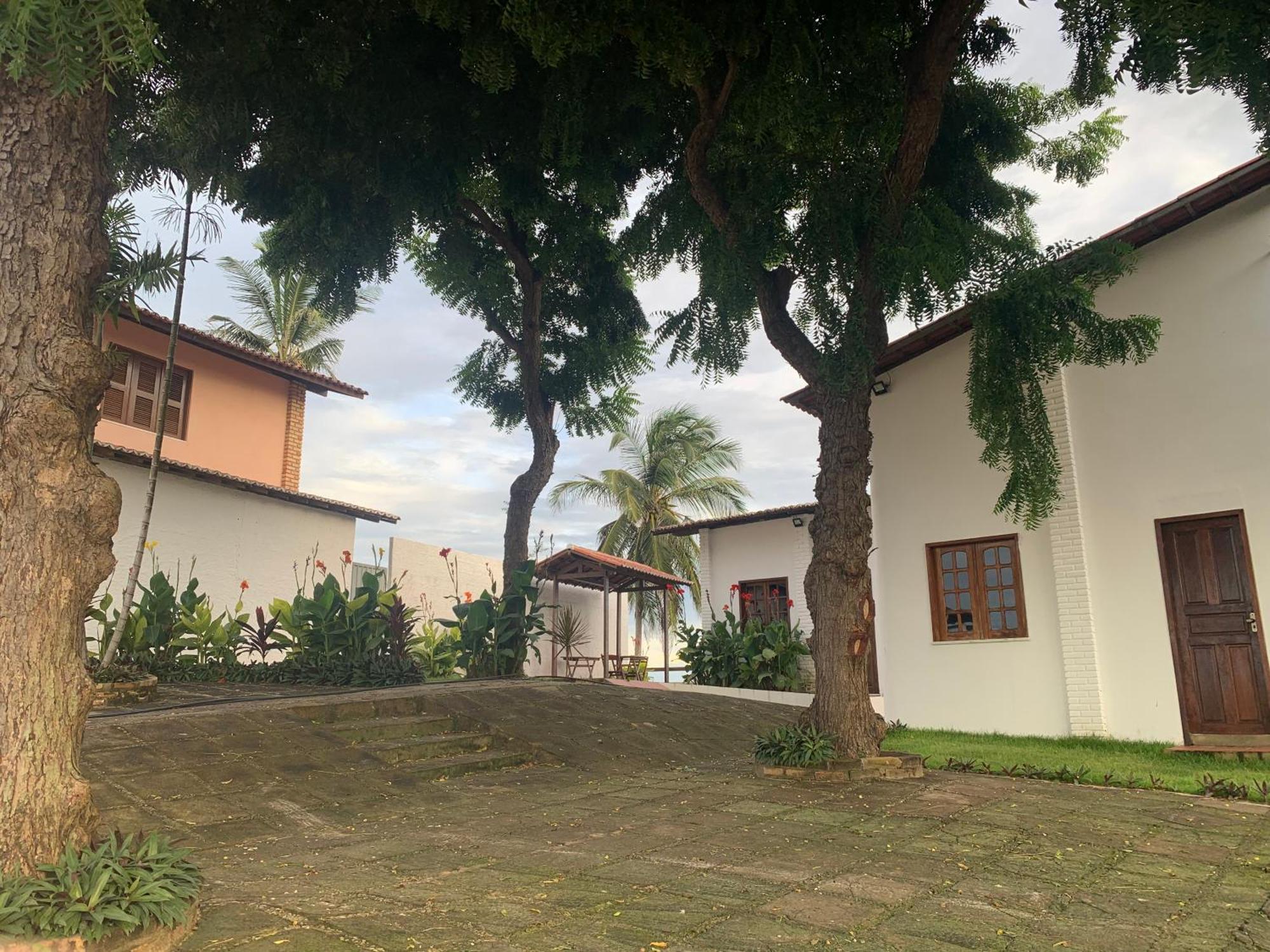 Morro Branco Suites - Hospedaria Morro Branco Beberibe Eksteriør billede